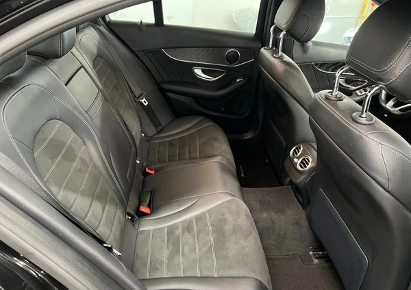 Mercedes-Benz Klasa C cena 109900 przebieg: 132530, rok produkcji 2019 z Poznań małe 211